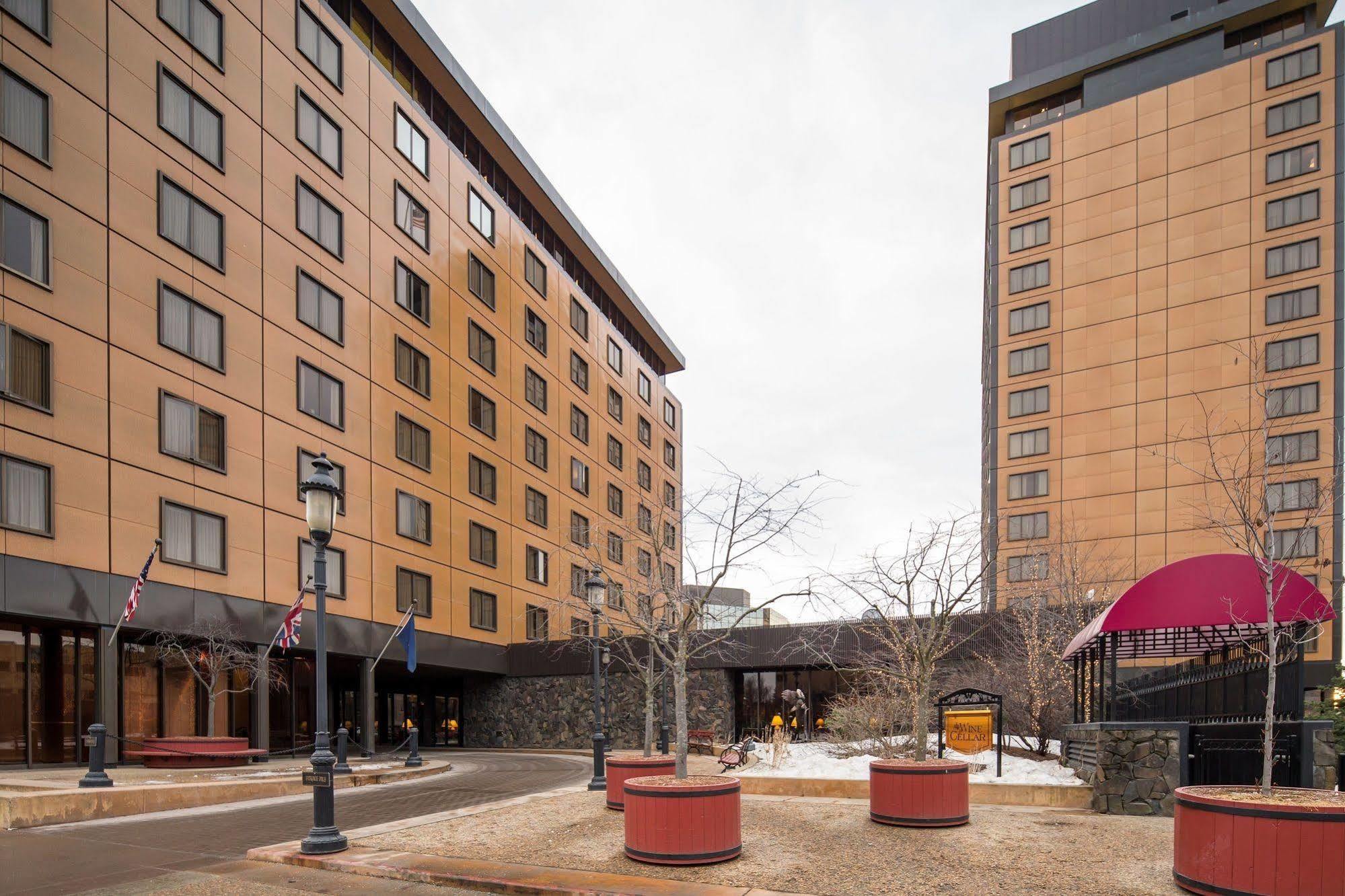 The Hotel Captain Cook Anchorage Exterior foto